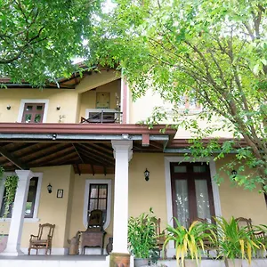 D 87 Guest house