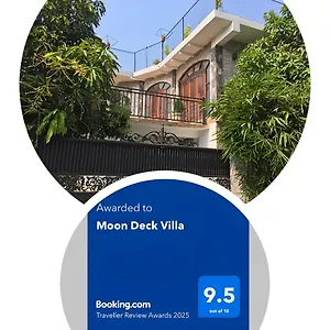 Moon Deck Bed & Breakfast